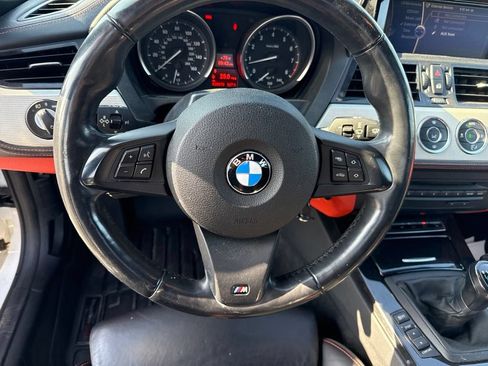 Used 2015 BMW Z4 sDrive28i RWD image 12