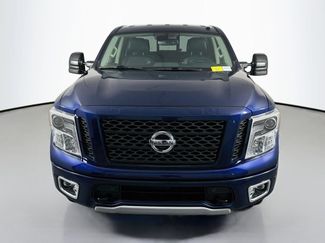 Used 2018 Nissan Titan PRO-4X w/ Pro-4x Convenience Package AWD/4WD video 2