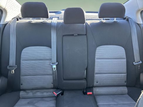 Used 2016 Kia Forte EX image 15