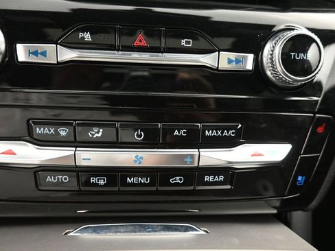 Used 2022 Ford Explorer ST w/ Equipment Group 401A image 13