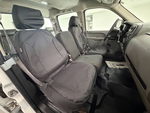 Used 2011 Chevrolet Silverado 1500 W/T RWD image 18