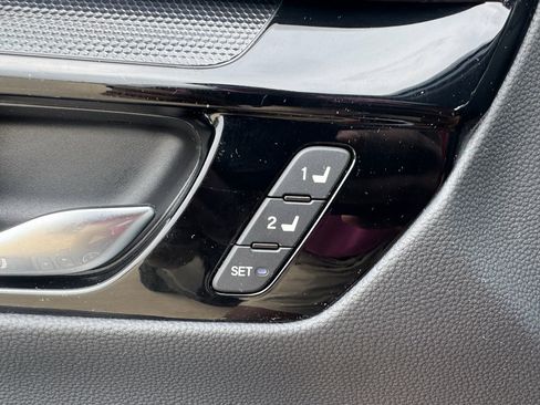 Used 2024 Honda CR-V Sport Touring image 9