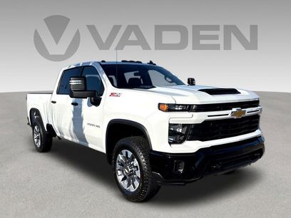 Used 2024 Chevrolet Silverado 2500 Custom w/ Custom Value Package