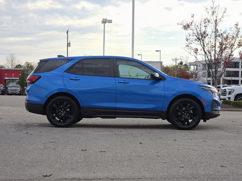Used 2024 Chevrolet Equinox LS w/ LS Convenience Package image 8