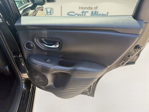 Certified 2025 Honda HR-V EX-L image 29