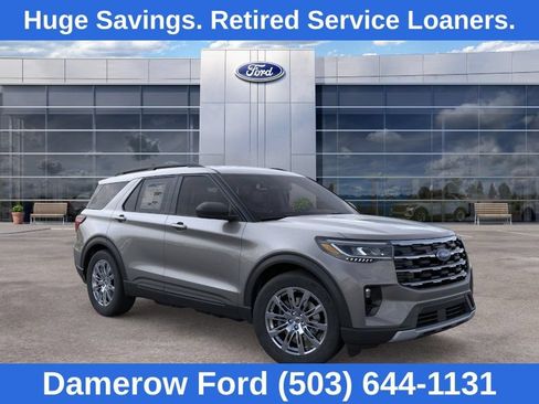 Used 2026 Ford Explorer Active w/ Active Comfort Package AWD/4WD image 7