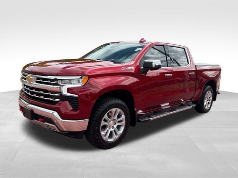 Used 2026 Chevrolet Silverado 1500 LTZ w/ LTZ Convenience Package II AWD/4WD image 5