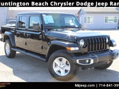 Used 2022 Jeep Gladiator Sport