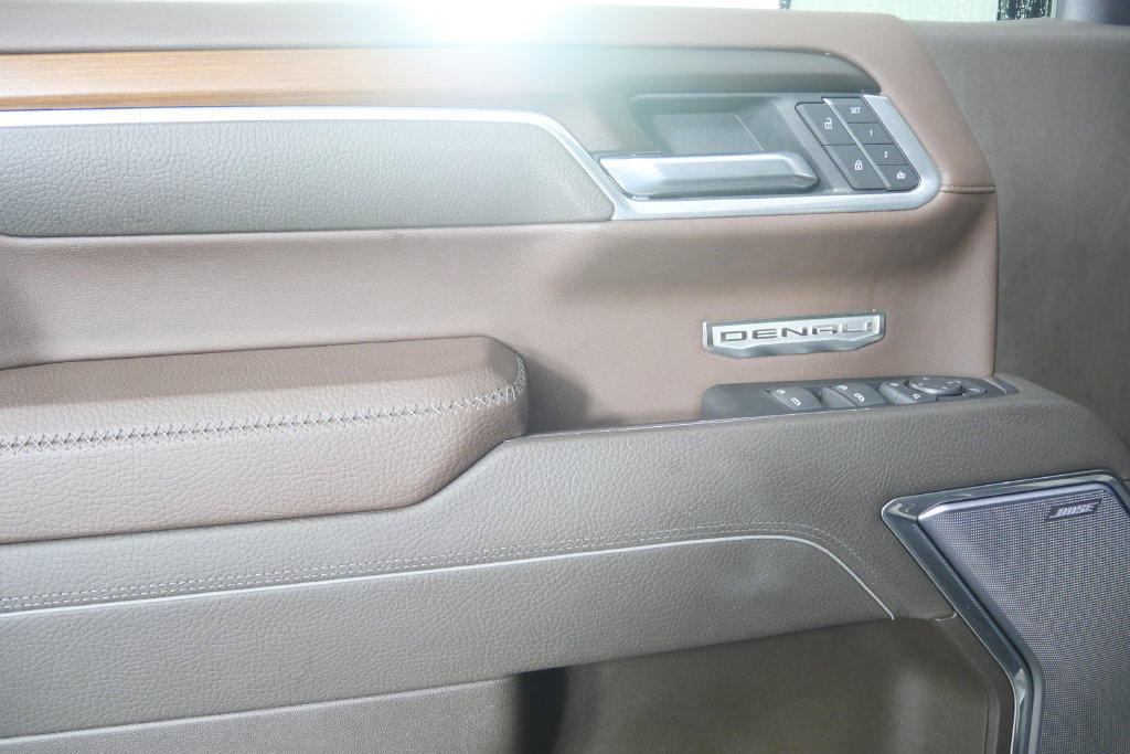 Used 2025 GMC Sierra 1500 Denali AWD/4WD image 12