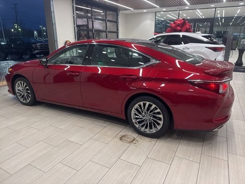 New 2025 Lexus ES 350 Luxury image 11