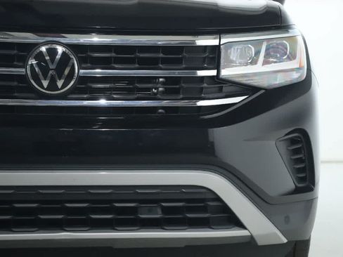 Certified 2023 Volkswagen Atlas SEL AWD/4WD image 7