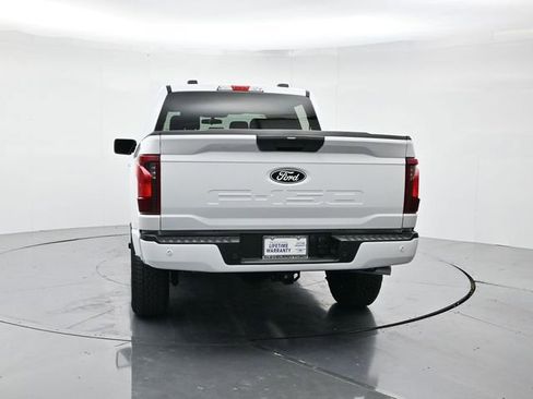 New 2026 Ford F150 XLT w/ Equipment Group 302A MID AWD/4WD image 9