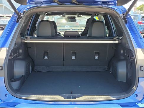 Used 2025 Subaru Forester Touring image 12