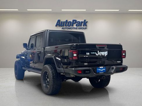 Used 2020 Jeep Gladiator Overland image 5