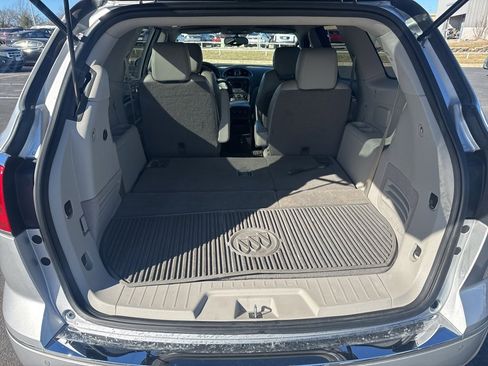 Used 2017 Buick Enclave Leather image 21