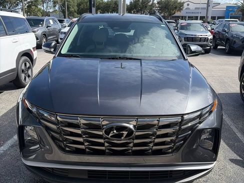 Used 2022 Hyundai Tucson SEL w/ Convenience + Premium Package FWD image 4
