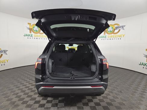 Certified 2025 Chevrolet Equinox LT w/ Safety and Technology Package image 32