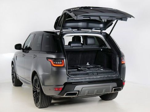 Used 2019 Land Rover Range Rover Sport HSE Dynamic image 32