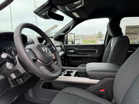 New 2026 RAM 2500 Big Horn AWD/4WD image 12