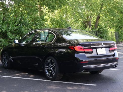 Used 2023 BMW 530i w/ Premium Package RWD image 6
