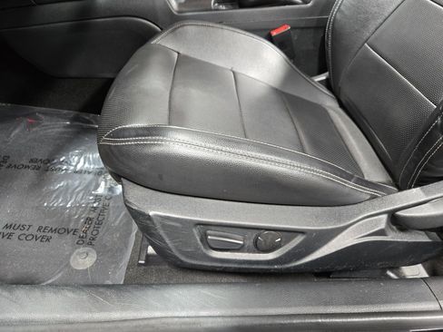 Used 2023 Ford Mustang Premium image 15