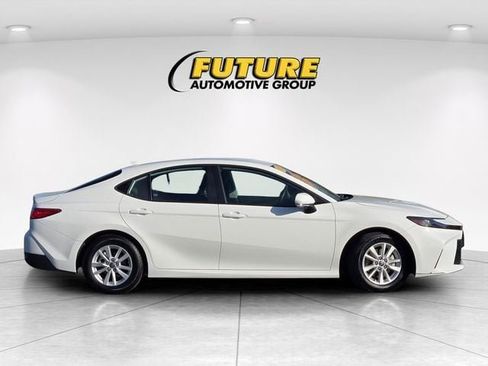 Certified 2025 Toyota Camry LE FWD image 4