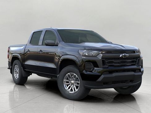 Used 2026 Chevrolet Colorado LT w/ LT Convenience Package AWD/4WD image 1