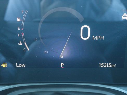 Used 2024 Buick Envista Preferred w/ Convenience I Package image 24