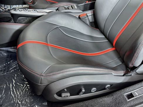 Certified 2022 Ferrari F8 Tributo RWD image 18