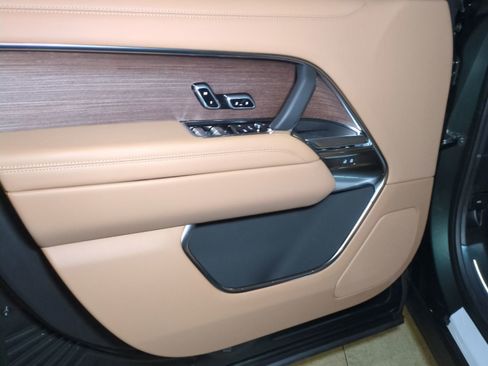 New 2026 Land Rover Range Rover SE AWD/4WD image 11