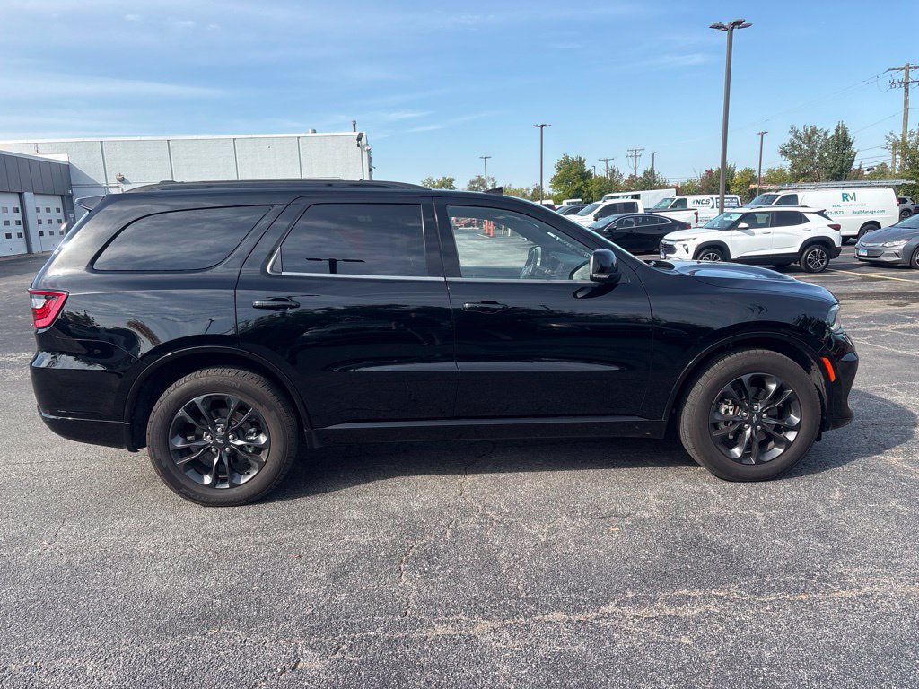 Used 2023 Dodge Durango GT AWD/4WD image 2
