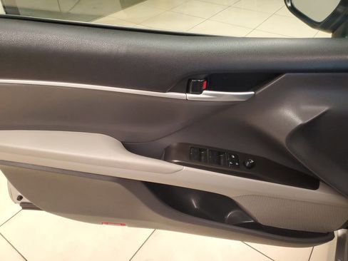 Used 2023 Toyota Camry LE image 17