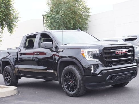 Certified 2022 GMC Sierra 1500 Elevation image 4