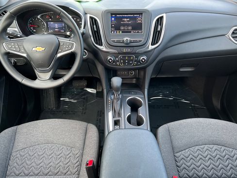 Used 2024 Chevrolet Equinox LT image 10