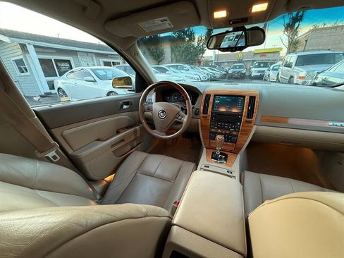 Used 2007 Cadillac STS w/ Preferred Equipment Group image 16
