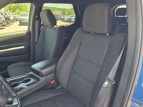 Used 2025 Dodge Durango GT AWD/4WD image 13