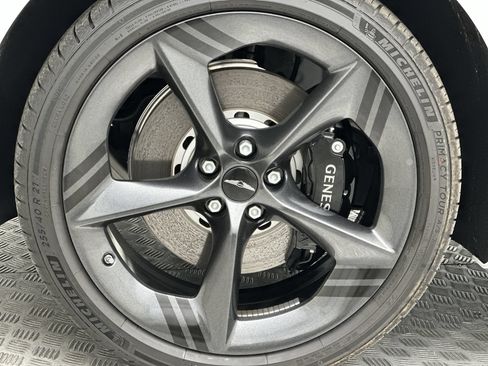 Certified 2026 Genesis GV70 3.5T Sport Prestige AWD/4WD image 10