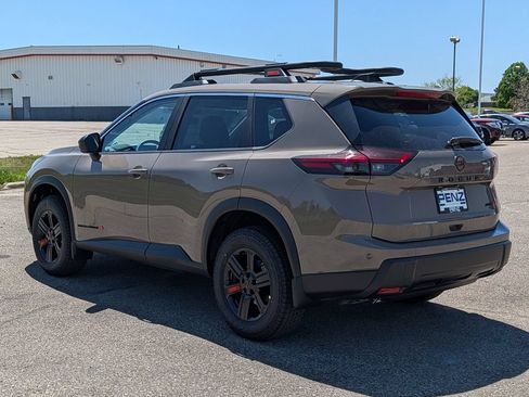 New 2026 Nissan Rogue SV AWD/4WD image 5