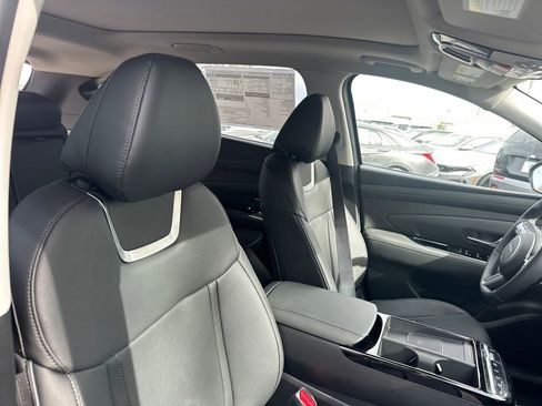 New 2026 Hyundai Tucson Limited image 24