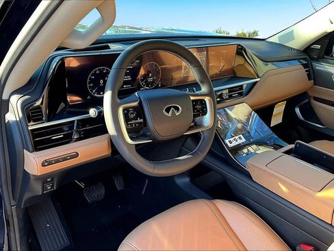 Used 2025 INFINITI QX80 Luxe image 14