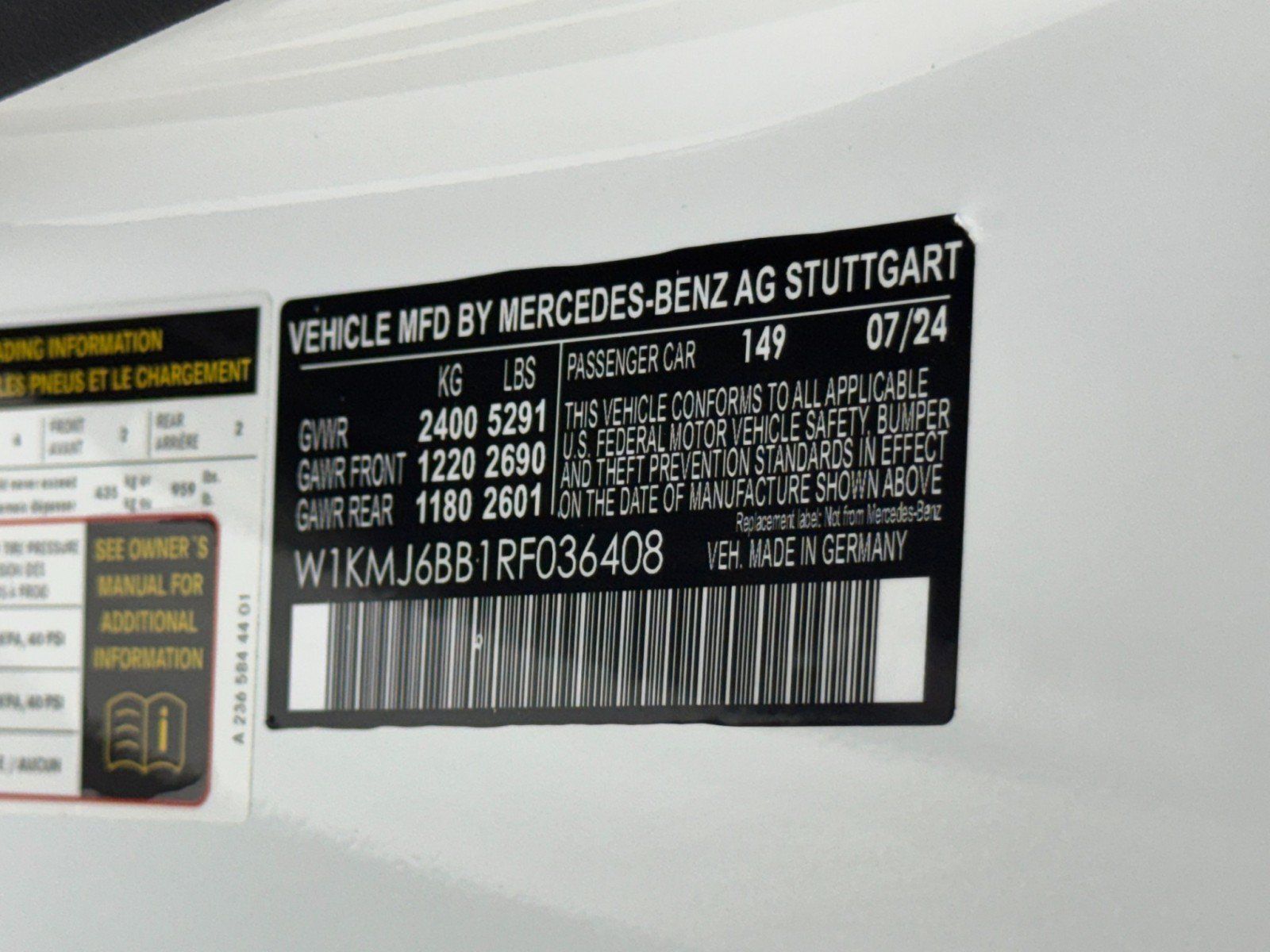 Used 2024 Mercedes-Benz CLE 450 4MATIC Coupe w/ Driver Assistance Package image 45