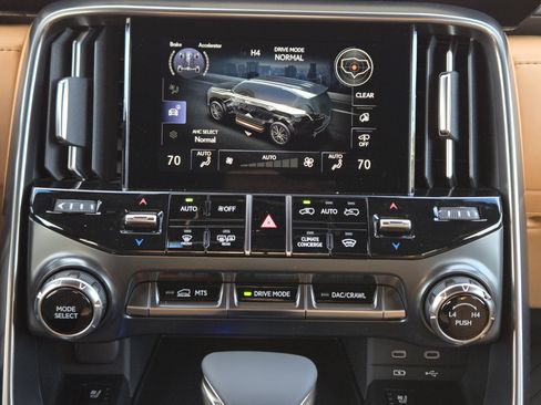 New 2026 Lexus LX 600 4WD w/ Accessory Package (2T) image 14