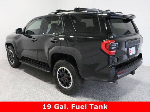 Certified 2026 Toyota 4Runner TRD Off-Road Premium image 9