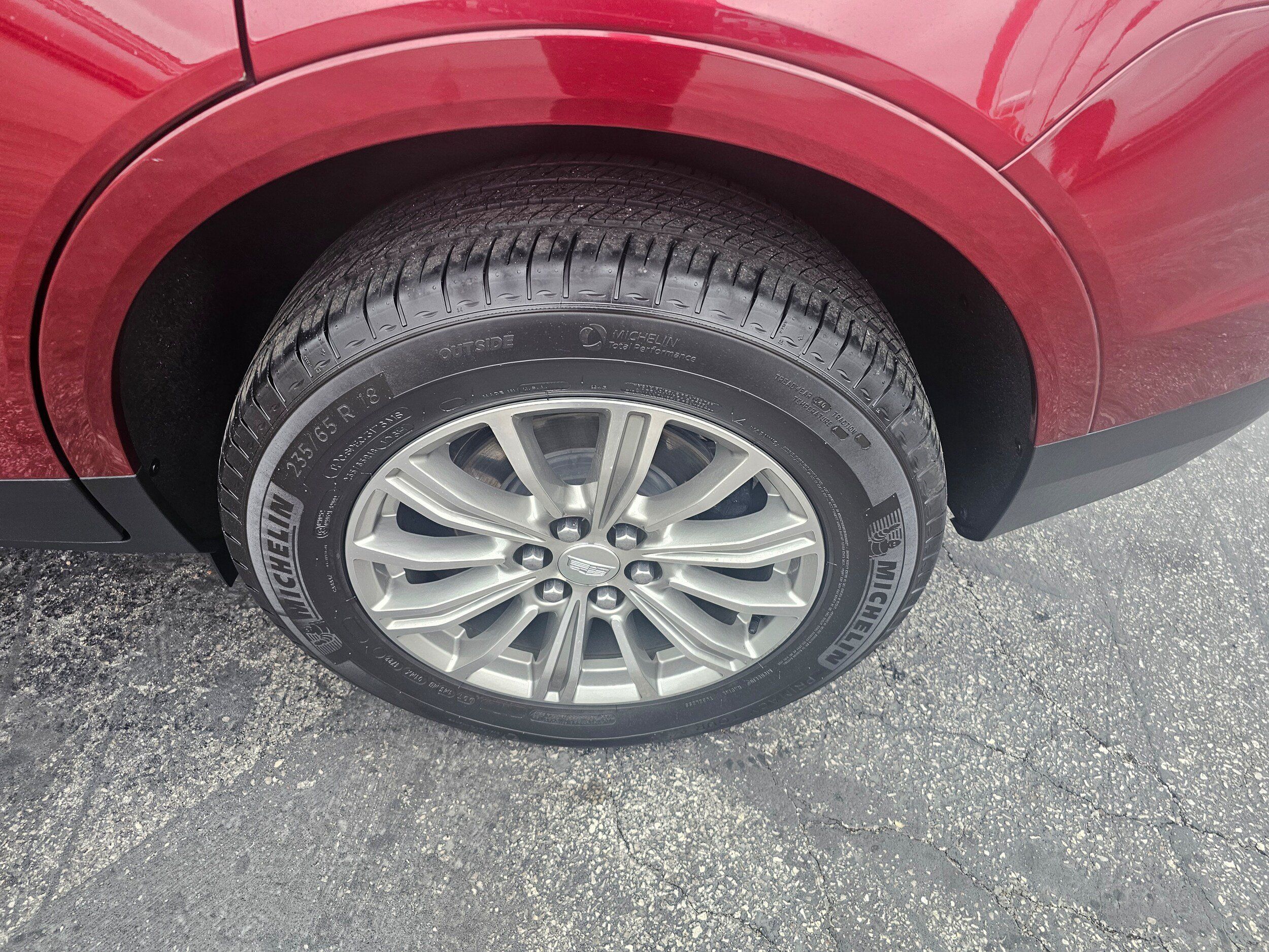 Used 2017 Cadillac XT5 Luxury w/ Driver Awareness Package AWD/4WD image 11