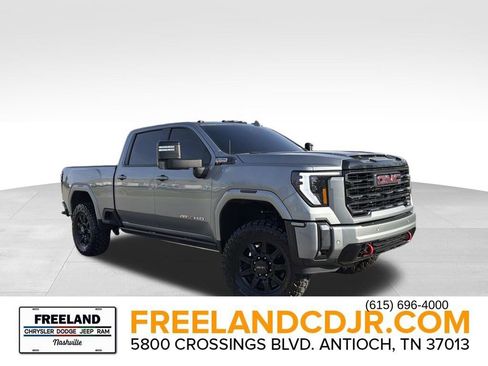Used 2024 GMC Sierra 2500 AT4 w/ Technology Package image 1