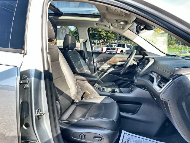Used 2019 GMC Terrain Denali w/ Driver Alert Package II AWD/4WD image 28