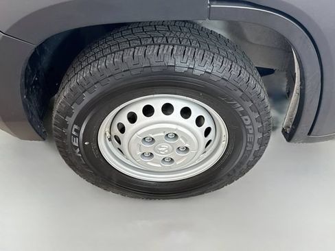 Used 2024 RAM ProMaster 2500 w/ Convenience Group FWD image 28