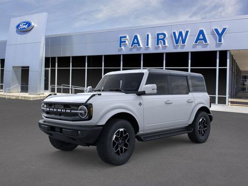 New 2025 Ford Bronco Outer Banks image 1