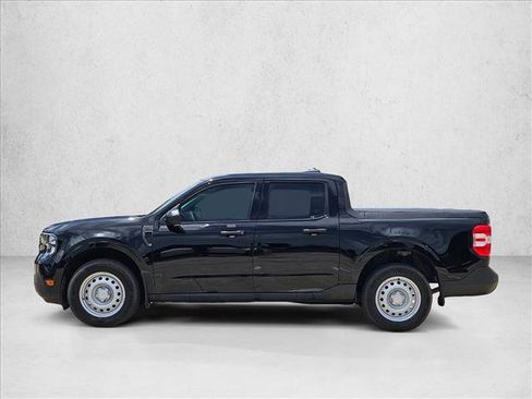 Used 2025 Ford Maverick XL w/ Equipment Group 102A AWD/4WD image 8