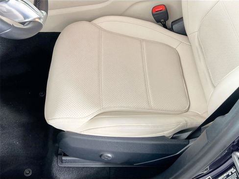 Certified 2023 Mercedes-Benz GLC 300 4MATIC image 19